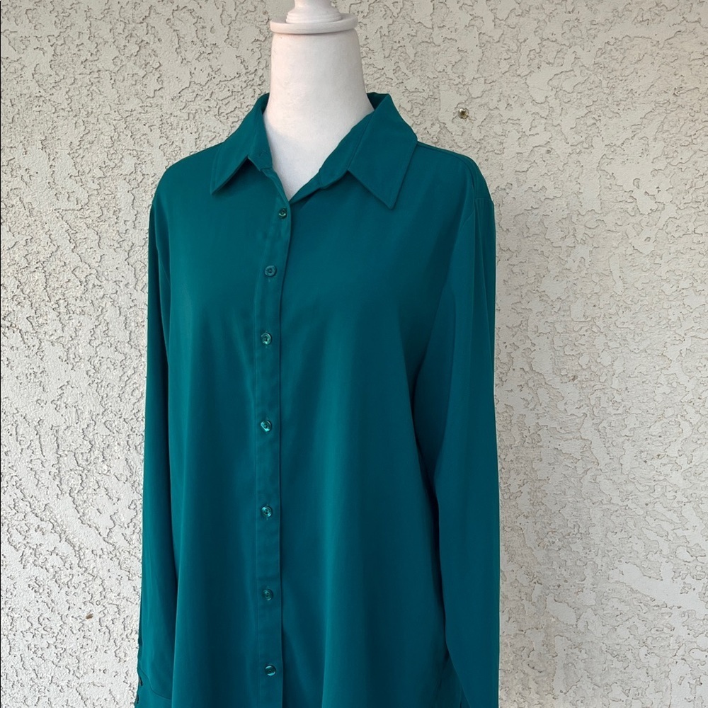 Susan Graver Teal Button Front Blouse size L